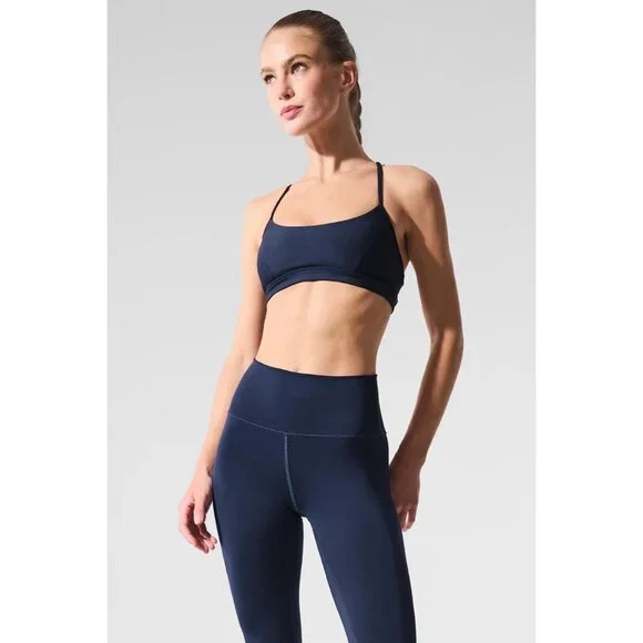 ALO Yoga Airlift Intrigue Bra in Navy